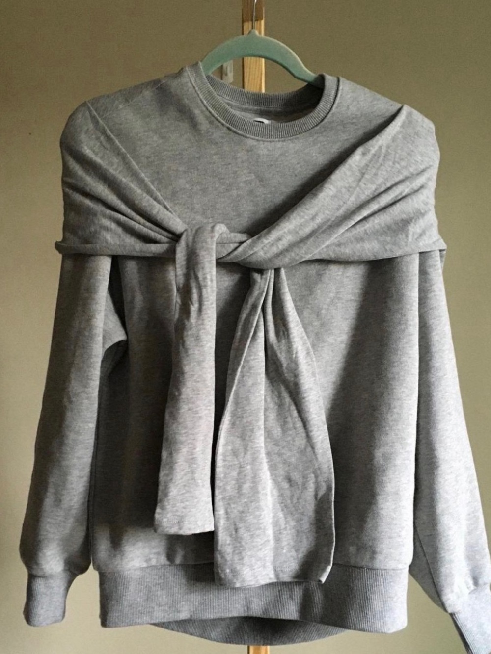 Cozy Crewneck Sweatshirt in Light Gray - Picture 5 of 6